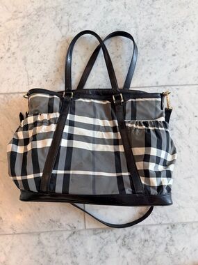 Burberry Black and Gray Plaid Tote Diaper Bag with changing pad